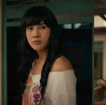 Penampilan Anya Geraldine di Film 'Mendadak Dangdut Disorot', Disebut Mirip Transgender