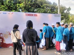 Anak Binaan berbuatbaik.id Doa Bersama di GBK, Harap Timnas Lolos Piala Dunia 2026