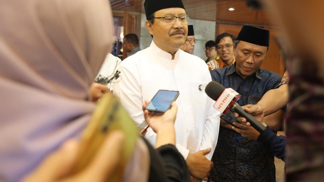 Mensos Gus Ipul meluruskan isu anggaran KND tersisa Rp500 juta, sekaligus memastikan efisiensi tak ganggu layanan disabilitas dan bansos tetap berjalan optimal.
