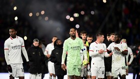 FOTO: AC Milan Tumbang Lagi
