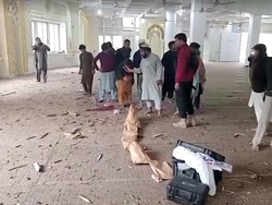Video: Bom Bunuh diri di Ponpes Pakistan, 6 Orang Tewas Termasuk Ulama Taliban