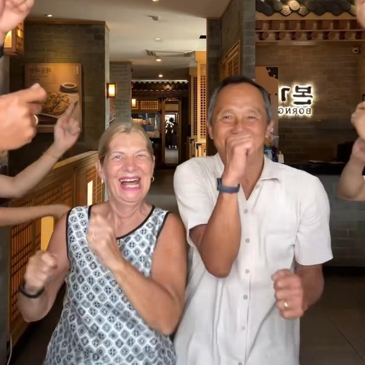 <p>Pada<em> postingan</em> itu, terlihat kompak keluarga Jennifer menari bersama. “Jogja menyenangkan!! Kingsley dan Kiyoji bingung,” tulis Jennifer pada <em>caption</em> video, dikutip dari laman<em> Instagram@jenniferbachdim,</em> Jumat (28/2/2025). (Foto: Instagram@jenniferbachdim)</p>