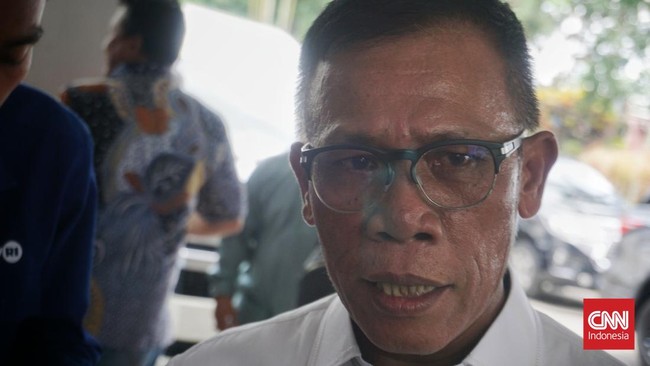 Masinton Minta Pemerintah Pusat Fasilitasi Dialog Sengketa 4 Pulau Bupati Tapanuli Tengah Masinton Pasaribu menyerahkan persoalan sengketa kepemilikan empat pulau antara Aceh dengan Sumatra Utara ke pemerintah pusat.