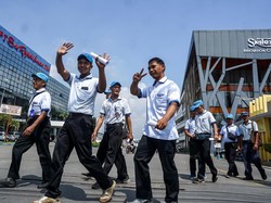 Disnakertrans Ungkap THR Buruh Sritex Terutang: Sekalian dengan Pesangon