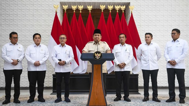 Isi arahan Prabowo Subianto ke menteri soal pentingnya pendidikan, mendirikan koperasi desa hingga mengingatkan hukuman berat bagi koruptor.