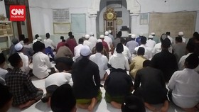 VIDEO: Jemaah Ponpes Mahfilud Duror Mulai Berpuasa Hari Ini