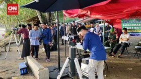 VIDEO: Proses Pemantauan Hilal di Pantai Sindangkerta Tasikmalaya