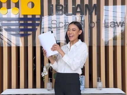 Cerita Whulandary Herman Rampungkan S2 di Malaysia, Bolak-Balik Kuala Lumpur-Jakarta 18 Bulan