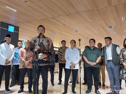 AHY Ingatkan Sopir hingga Pengusaha soal Truk Obesitas