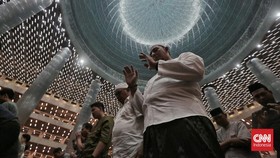 Salat Tarawih Tanpa Diakhiri Witir, Bolehkah?
