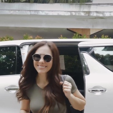 Jalani Ibadah Puasa, Wulan Guritno Jadikan Es Blewah Menu Wajib Berbuka