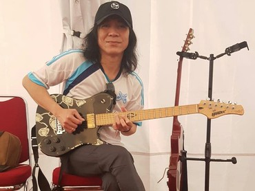 img-title Abdee Slank Ungkap Kondisi Usai Jalani Perawatan Gagal Ginjal