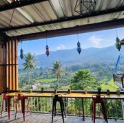 6 Rekomendasi Tempat Bukber Outdoor di Bogor, Asri dan Instagramable!