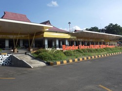 Bandara Frans Seda Ditutup Imbas Abu Vulkanik Gunung Lewotobi Laki-laki