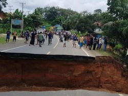 BPJN Pakai Jembatan Bailey Atasi Jalan Putus Penghubung Jambi-Sumbar di Bungo