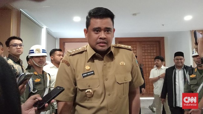 Kadisperindag ESDM Sumut, Mulyadi Simatupang, dinonaktifkan karena dugaan pencemaran nama baik Gubernur Bobby Nasution dan penyalahgunaan wewenang.
