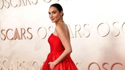 Dokumenter Penggusuran Orang Palestina Menang Oscar 2025, Nama Gal Gadot Diseret