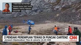 VIDEO: Evakuasi Dua Pendaki Perempuan Tewas di Puncak Carstenz