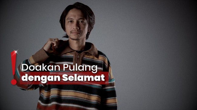 Fiersa Besari Tahan Tangis Rayakan Ultah ke-41 di Puncak Carstensz