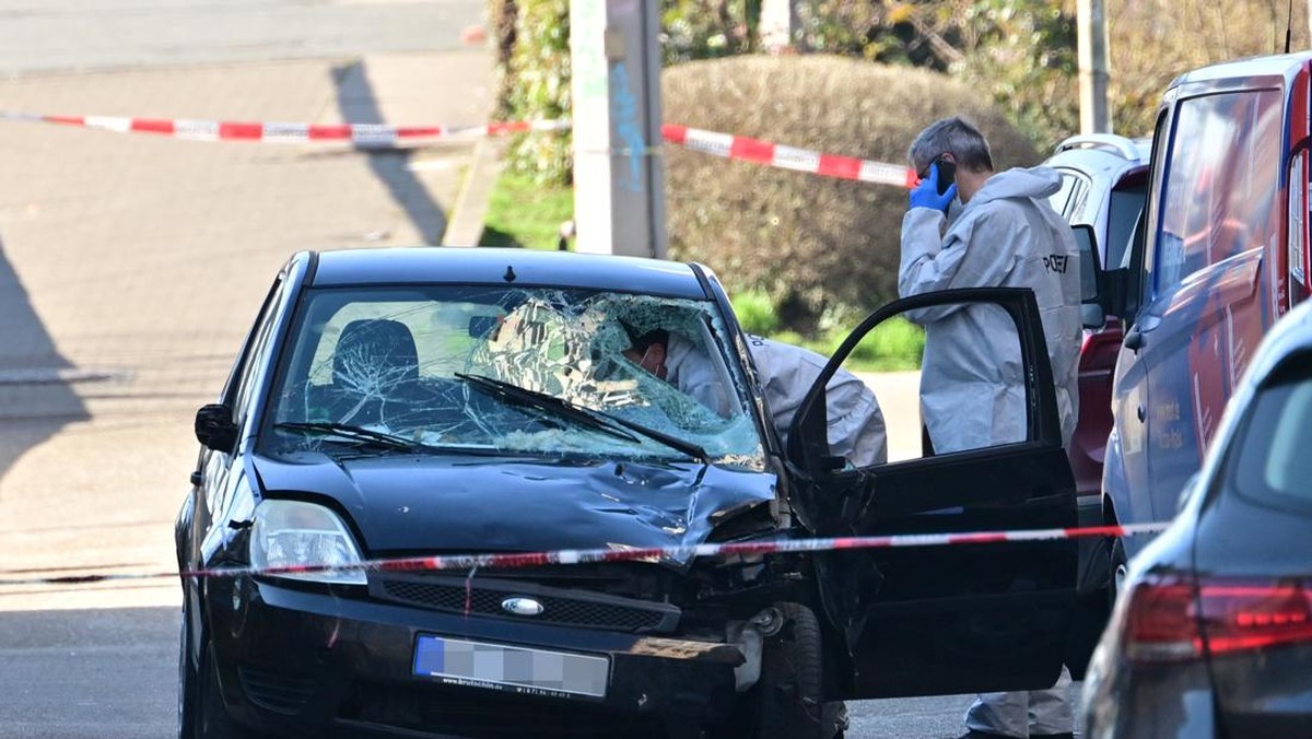 FOTO: Penampakan TKP Mobil Tabrak Kerumunan di Jerman, 1 Orang Tewas