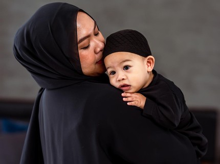 Cara Menjaga Nutrisi ASI saat Ibu Menyusui Puasa