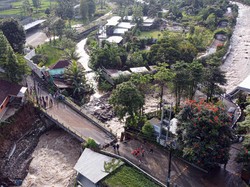 Banjir Bandang Bikin Kawasan Puncak Porak Poranda