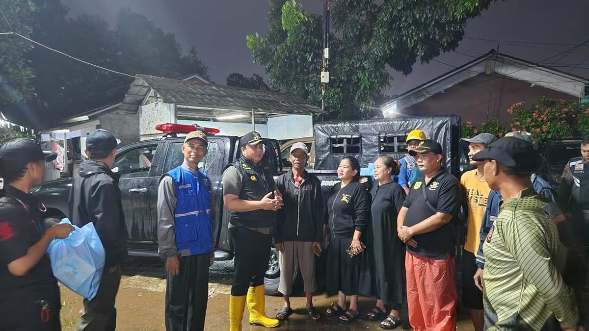 Kemensos Salurkan Beragam Bantuan untuk Warga Terdampak Banjir Bogor