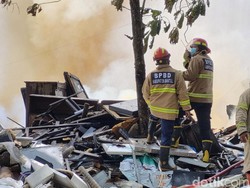 Kebakaran Gudang Rongsok di Bantul, Emas-Surat Berharga Ikut Hangus