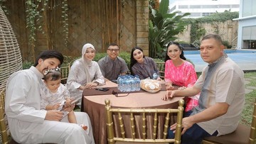 Anang dan Ashanty Buka Puasa Bareng Keluarga Krisdayanti, Lihat 7 Potret Kebersamaan Bareng Aurel