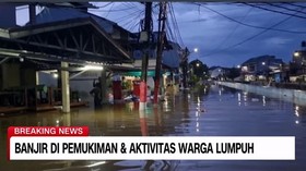VIDEO: Banjir Rendam Pemukiman, Aktivitas Warga Lumpuh