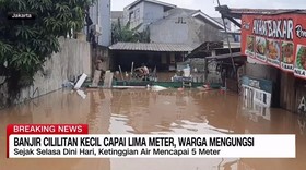 VIDEO: Banjir Cililitan Kecil Capai 5 Meter, Warga Mengungsi