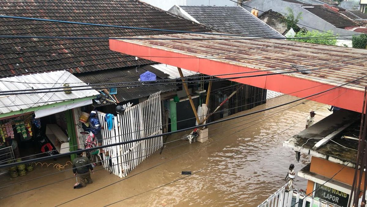 Banjir di Vila Nusa 2 Indah Bogor Mulai Surut, Listrik Masih Padam