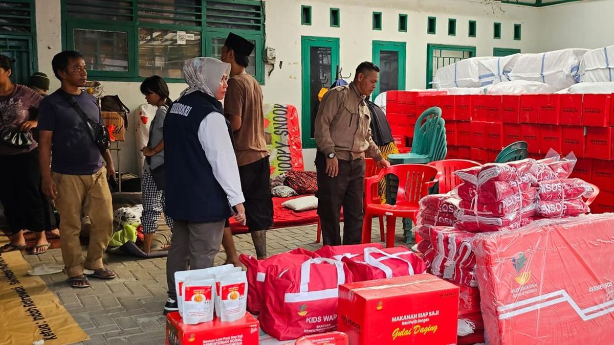 Kemensos Distribusikan Bantuan untuk Korban Banjir Jakarta