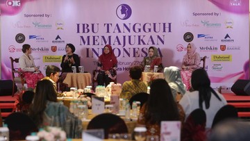 Sejumlah Perempuan Hebat Raih Penghargaan Apresiasi Ibu Tangguh di Obsession Talk 2025