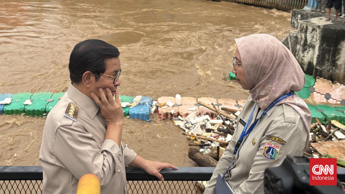 Pramono soal Tinjau Banjir Naik Helikopter: Bukan untuk Gagah-gagahan