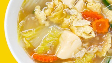 img-title Resep Sup Tofu dan Telur Dadar, Menu Sahur Praktis dengan Rasa Segar dan Gurih