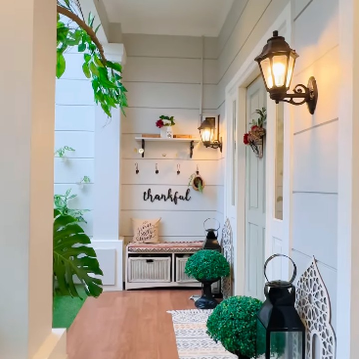 <p>Banyak netizen yang menyukai dekorasi Ramadhan rumah Natalie Sarah nih, Bunda. Mereka menyebut rumah artis 41 tahun itu selalu indah dan semakin nyaman. (Foto: Instagram: @natalie_sarahs)</p>