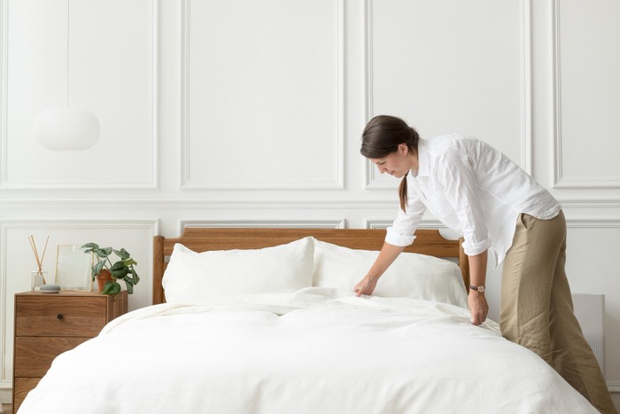 Seprai dan Sarung Bantal/Guling/ Foto: Freepik/rawpixel.com