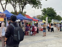 Berburu Kuliner di Aloon-aloon Semarang, Mulai Gudeg hingga Es Teler