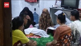 VIDEO: Bayi Usia 11 Bulan Tewas Tertimpa Tebing Jalan Longsor