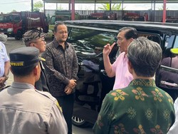 Targetkan Indonesia Bebas Sampah 2025, Luhut Datangi TPST Mengwitani