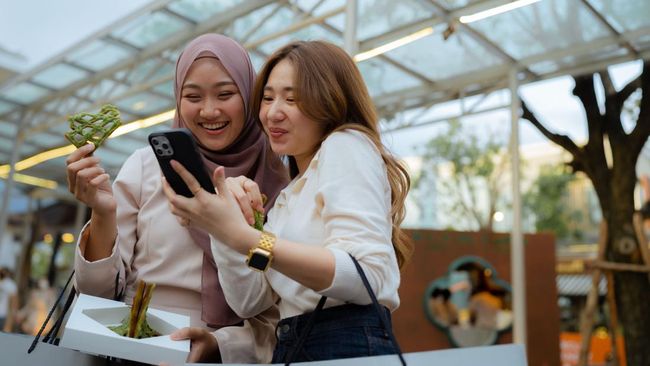 Kata-kata motivasi hidup berikut bisa menjadi penyemangat dirimu saat sedang merasa lelah dengan keadaan atau merasa kehilangan arah.