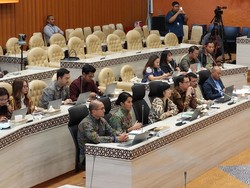 Maxim Minta DPR Atur Status Mitra hingga Tarif Ojol di RUU LLAJ