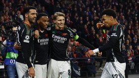 FOTO: Arsenal Hancurkan PSV 7-1 di 16 Besar Liga Champions