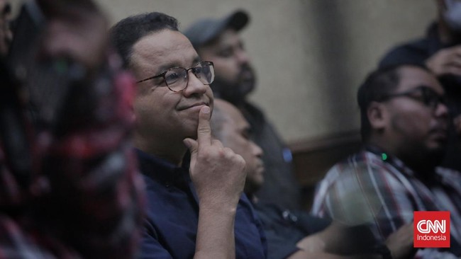 Anies Baswedan mengungkap di rumah masa kecilnya di Yogyakarta, sang kakek Abdurrahman Baswedan lari dari kejaran PKI dengan membuat ruang rahasia di plafon.