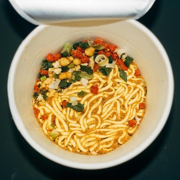 5 Aturan Makan Mi Instan yang Sehat selama Bulan Puasa