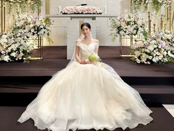 Potret Dahyun TWICE Pakai Busana Pengantin Bikin Geger