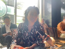 Beri Dukungan, Istri Hadiri Sidang Perdana Tom Lembong di Kasus Impor Gula