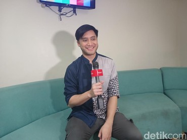 img-title Diduga Tak Ingin Tambah Anak Karena Takut Istri Gendut, Ini Kata Kevin Aprilio