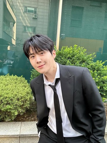 Kim Seon Ho Baru Gabung, Intip 7 Bintang Drama yang Bernaung di Fantagio Entertainment